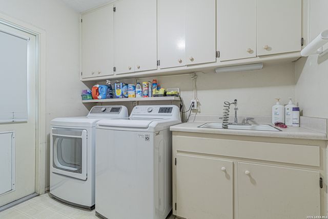 6706 Madeleine, San Antonio, TX 78229