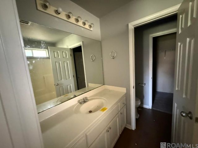 15253 E Bayou Dr, Prairieville, LA 70769