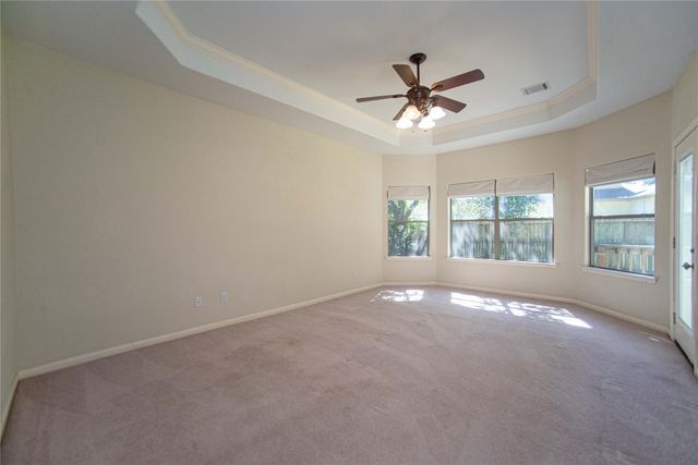 93 Wick Willow Drive, Montgomery, TX 77356