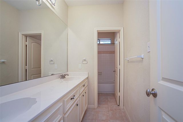 93 Wick Willow Drive, Montgomery, TX 77356