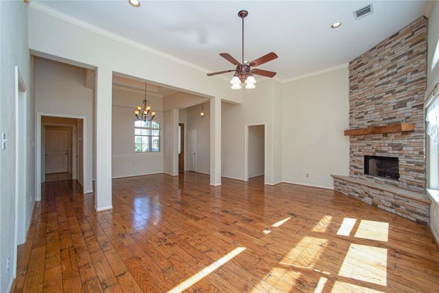 93 Wick Willow Drive, Montgomery, TX 77356