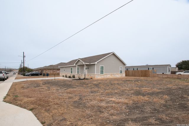 2621 pahmeyer, New Braunfels, TX 78130