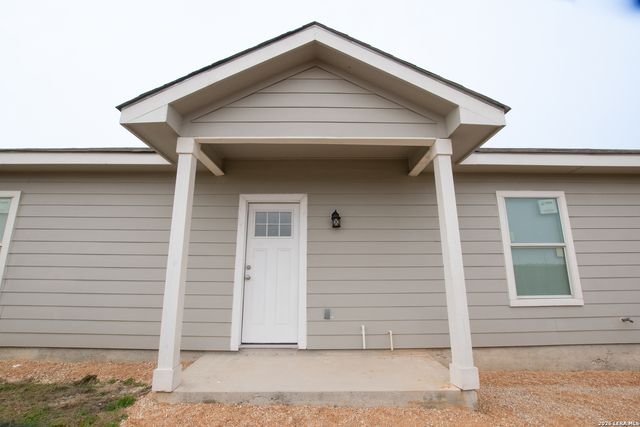 2621 pahmeyer, New Braunfels, TX 78130