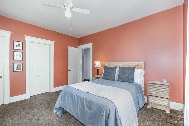 963 Oakland Avenue, Cincinnati, OH 45205