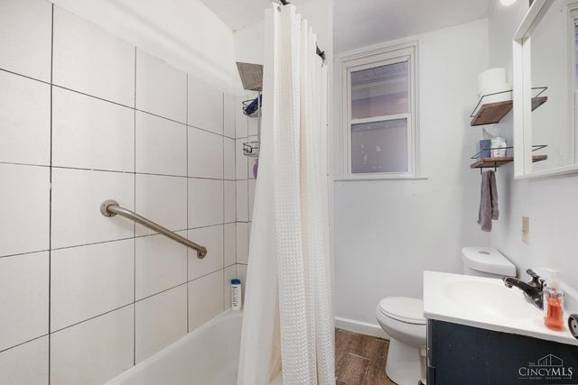 963 Oakland Avenue, Cincinnati, OH 45205