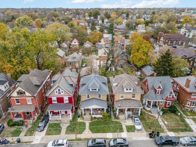 963 Oakland Avenue, Cincinnati, OH 45205