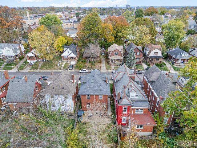 963 Oakland Avenue, Cincinnati, OH 45205