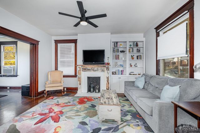 963 Oakland Avenue, Cincinnati, OH 45205