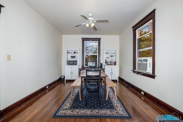 963 Oakland Avenue, Cincinnati, OH 45205