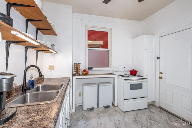 963 Oakland Avenue, Cincinnati, OH 45205