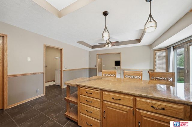 21780 Ponderosa Drive, Gretna, NE 68028