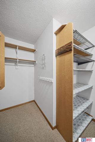 21780 Ponderosa Drive, Gretna, NE 68028