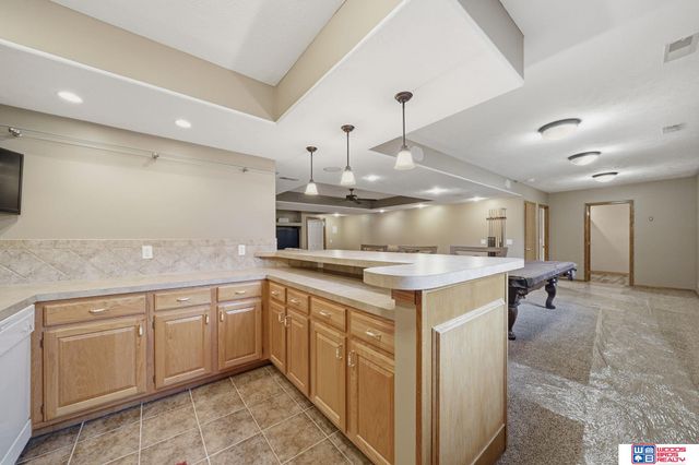 21780 Ponderosa Drive, Gretna, NE 68028