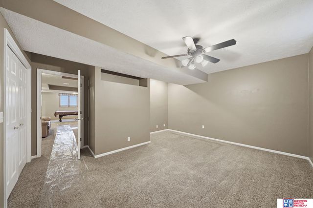 21780 Ponderosa Drive, Gretna, NE 68028