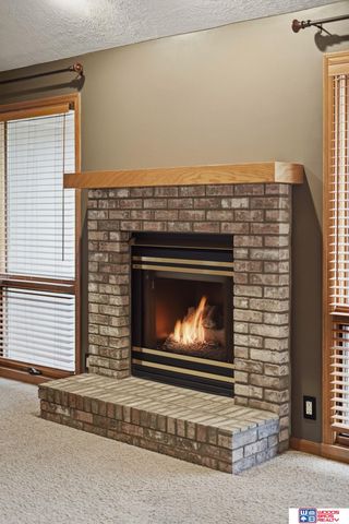 21780 Ponderosa Drive, Gretna, NE 68028