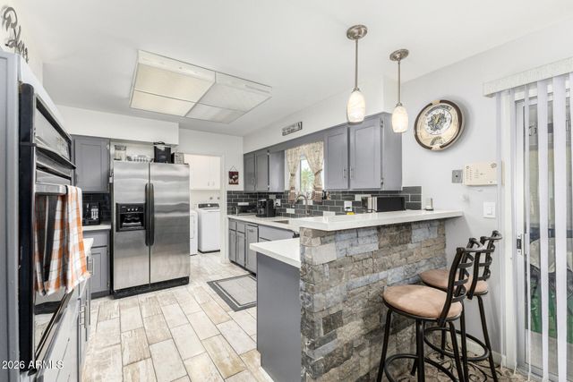 10212 W ROYAL OAK Road, Sun City, AZ 85351