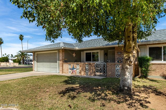 10212 W ROYAL OAK Road, Sun City, AZ 85351