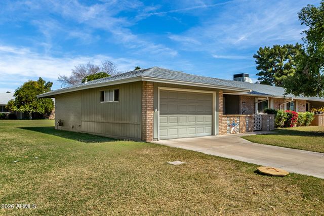 10212 W ROYAL OAK Road, Sun City, AZ 85351