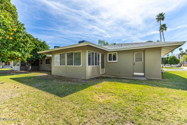 10212 W ROYAL OAK Road, Sun City, AZ 85351