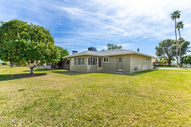 10212 W ROYAL OAK Road, Sun City, AZ 85351