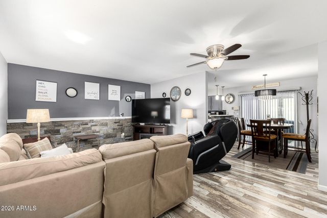 10212 W ROYAL OAK Road, Sun City, AZ 85351