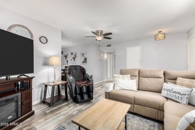 10212 W ROYAL OAK Road, Sun City, AZ 85351