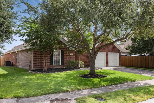 2630 Aspen Tree Court, Houston, TX 77014