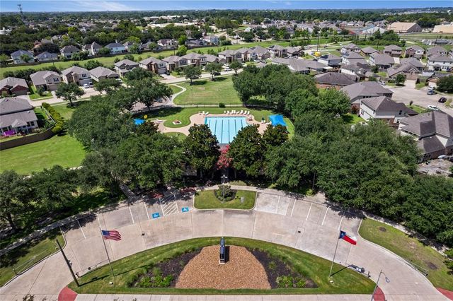 2630 Aspen Tree Court, Houston, TX 77014