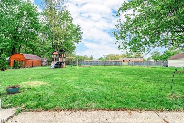 8139 Yorkshire Drive, Mentor, OH 44060