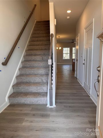 4077 Port Richmond Avenue 18, Gastonia, NC 28056