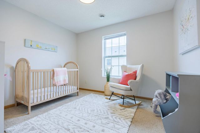 1512 Albemarle Street, Saint Paul, MN 55117