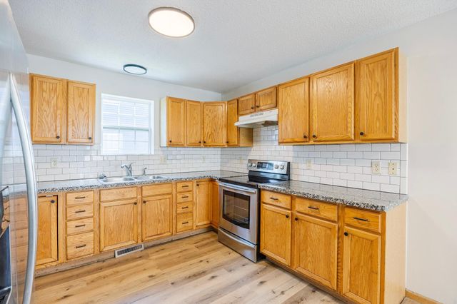1512 Albemarle Street, Saint Paul, MN 55117