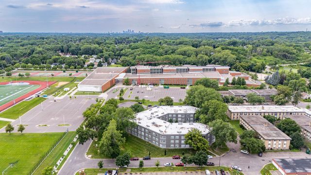 1512 Albemarle Street, Saint Paul, MN 55117