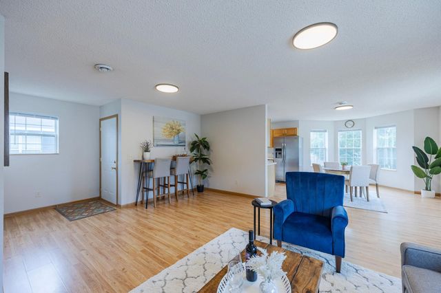 1512 Albemarle Street, Saint Paul, MN 55117