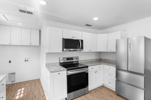 407 Stephen St, Kerrville, TX 78028