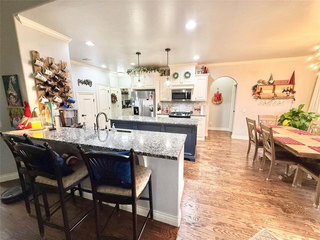 13191 Red Oak Drive, Choctaw, OK 73020