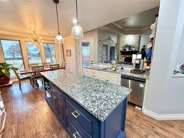 13191 Red Oak Drive, Choctaw, OK 73020