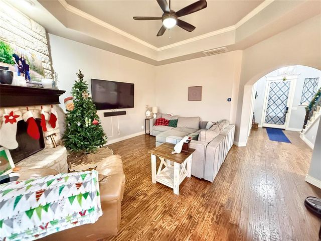 13191 Red Oak Drive, Choctaw, OK 73020