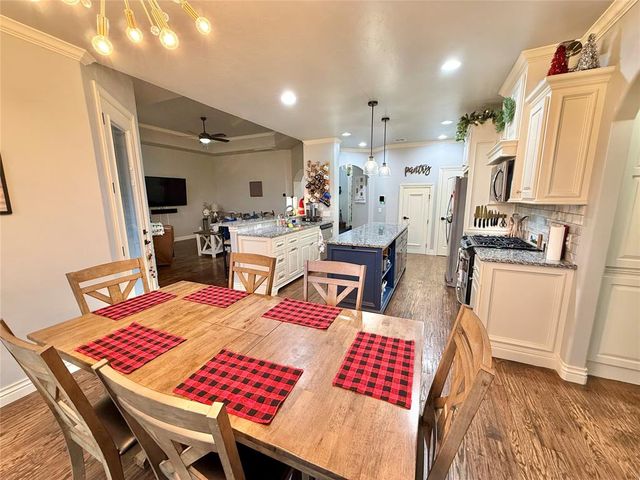 13191 Red Oak Drive, Choctaw, OK 73020