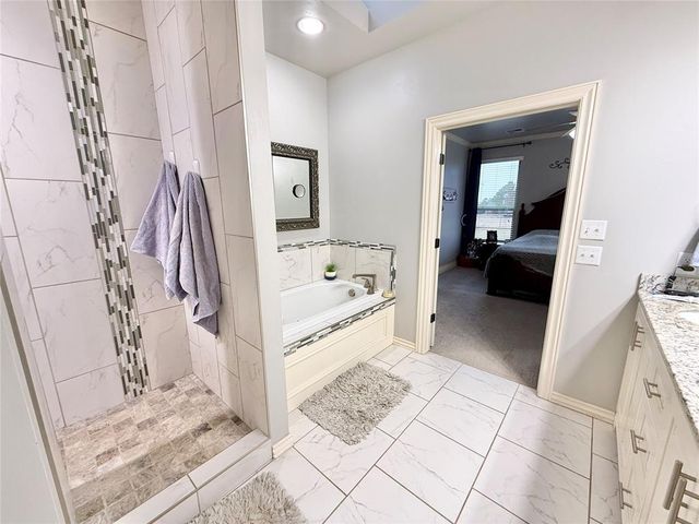 13191 Red Oak Drive, Choctaw, OK 73020