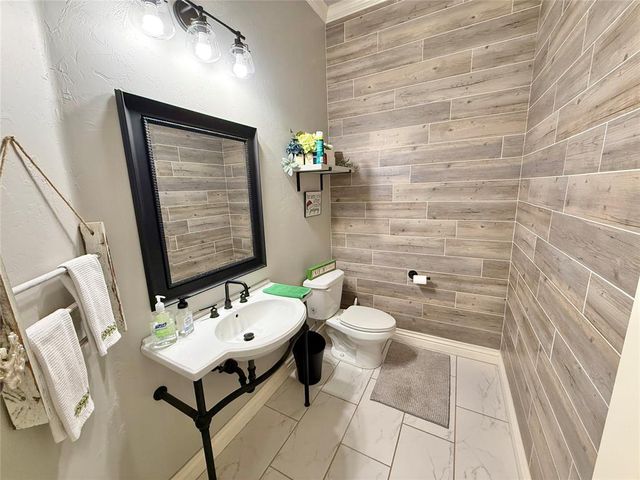 13191 Red Oak Drive, Choctaw, OK 73020