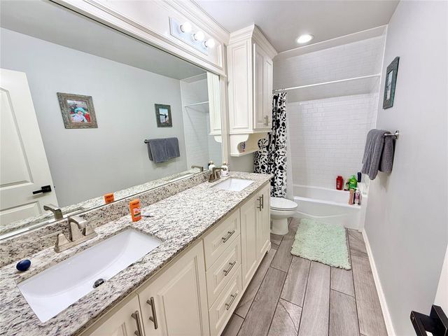 13191 Red Oak Drive, Choctaw, OK 73020