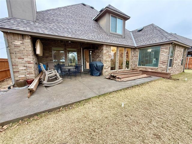 13191 Red Oak Drive, Choctaw, OK 73020