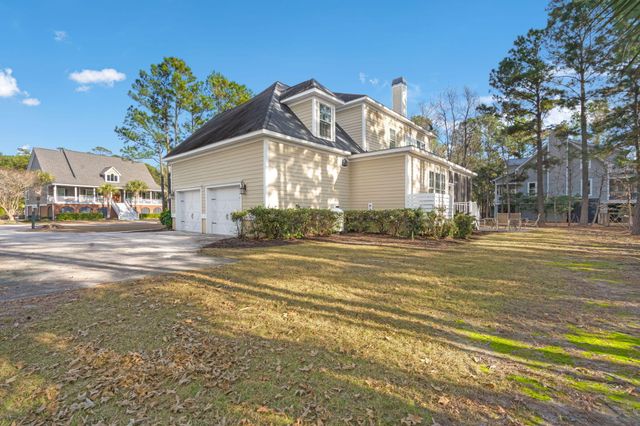 3711 Riverstation Court, Mount Pleasant, SC 29466