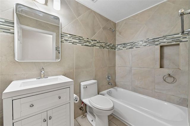 2050 SW LIBRA LANE, Port St Lucie, FL 34984