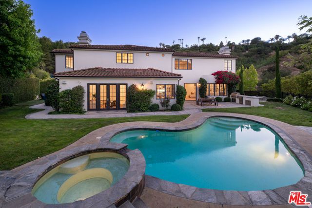 3686 Benedict Canyon Lane, Sherman Oaks, CA 91423
