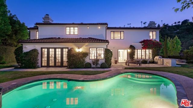 3686 Benedict Canyon Lane, Sherman Oaks, CA 91423