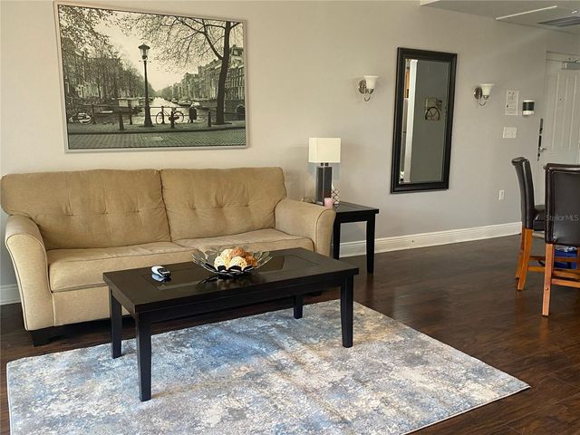 1598 HERITAGE CROSSING COURT 201, Reunion, FL 34747