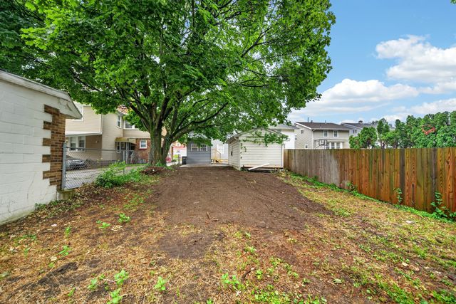 521 W 29TH Street, Erie, PA 16508