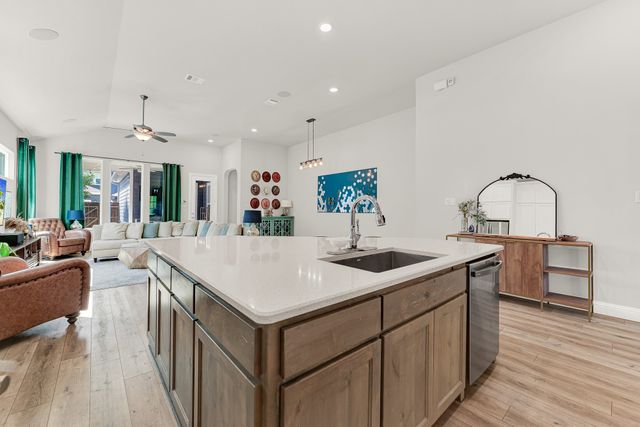 6404 Trezevant Street, Rowlett, TX 75089
